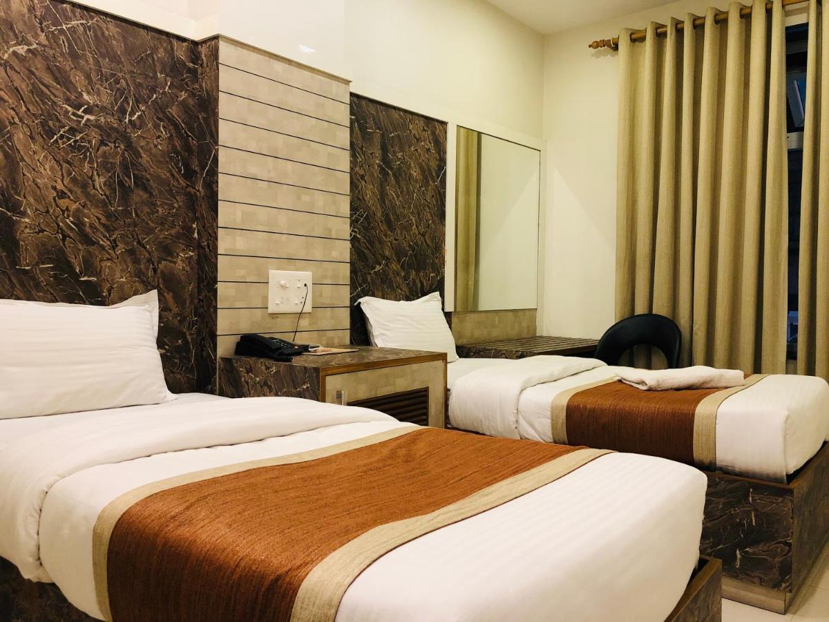 Motimahal Inn Haldwāni Dış mekan fotoğraf